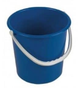 MBK8 - 9 Ltr Plastic Bucket